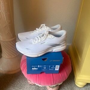Brand New Brooks Ghost 15 Men’s Shoes